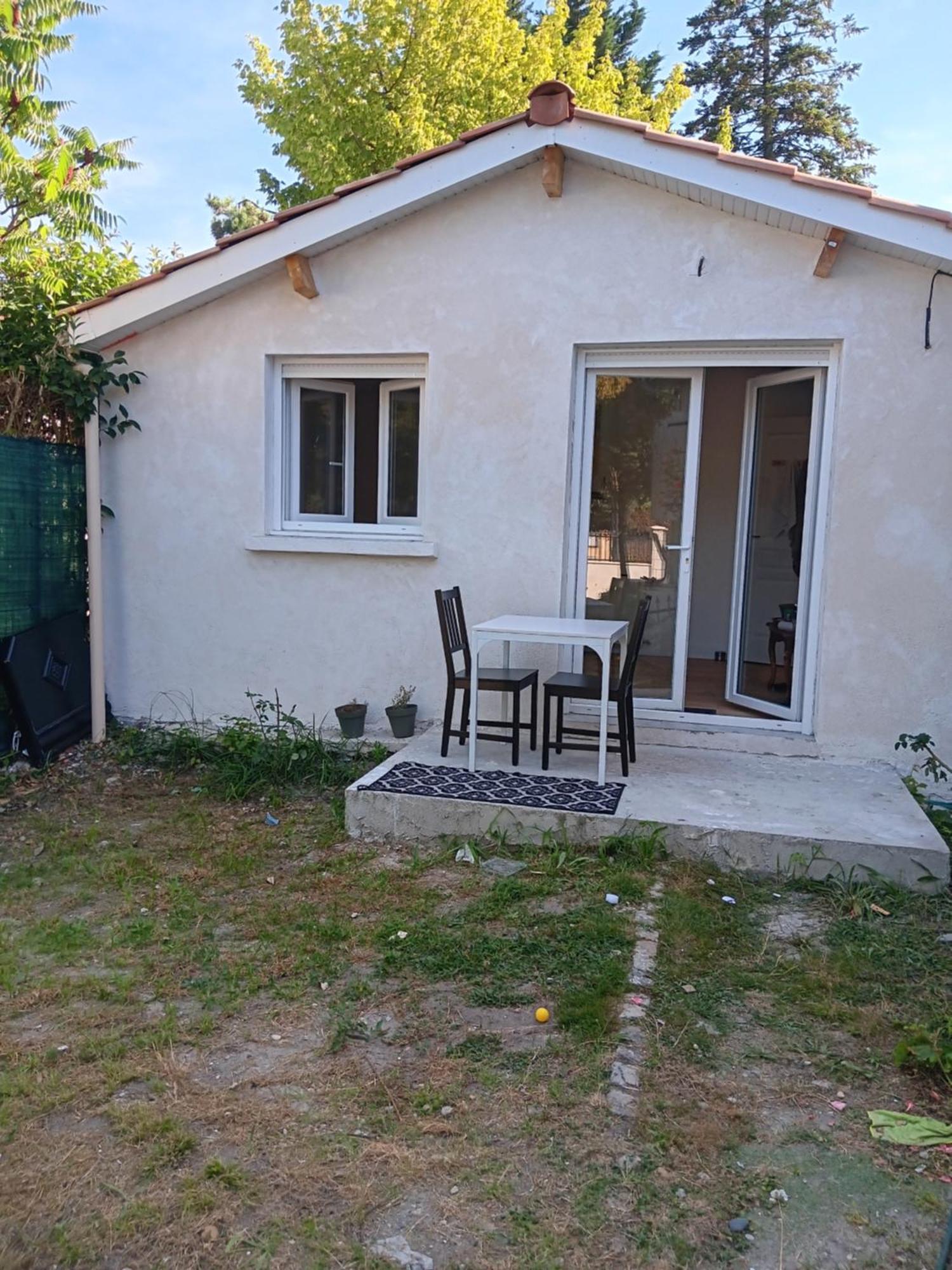 Studio Maisonette Eysines Exterior photo